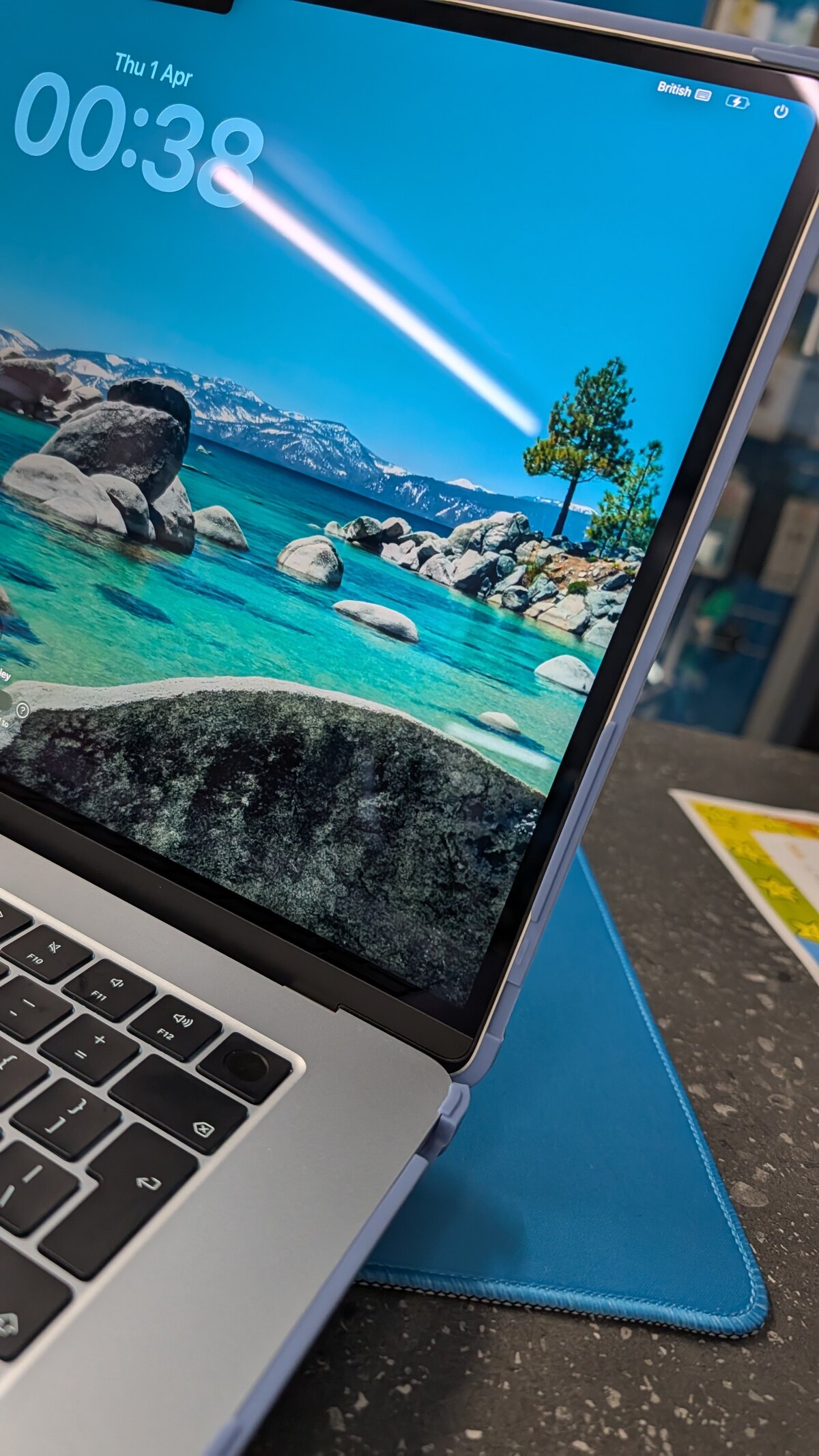 2025 MacBook with a clear working display after its screen was replaced